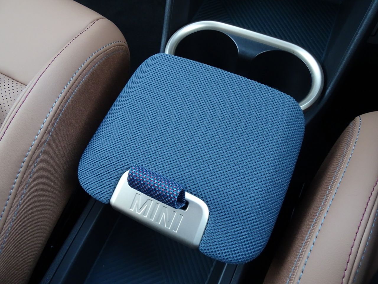 U25 MINI Countryman SE ALL4