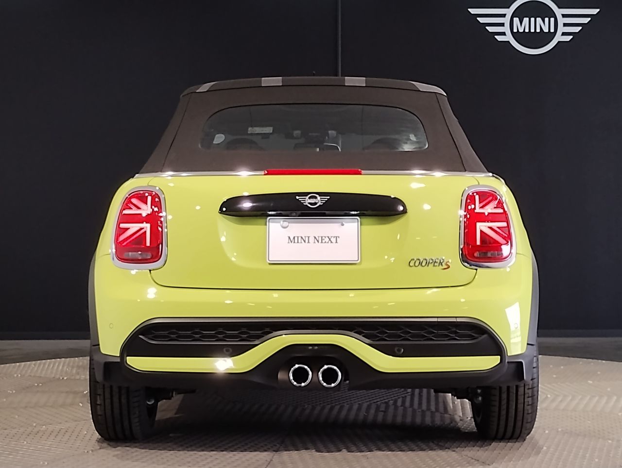 MINI Cooper S Convertible RHD