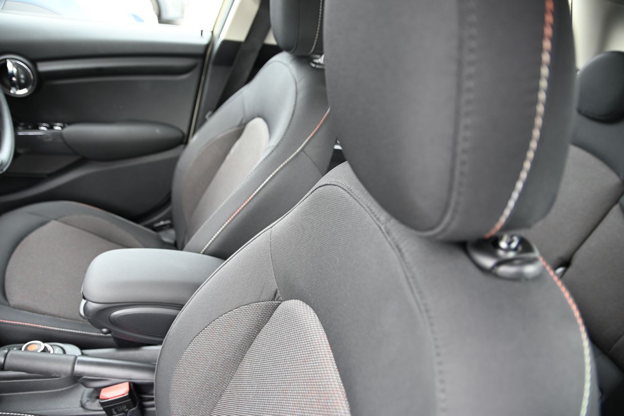 F55 MINI Cooper 5-Door Hatch LCI