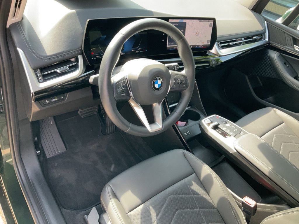 BMW 216