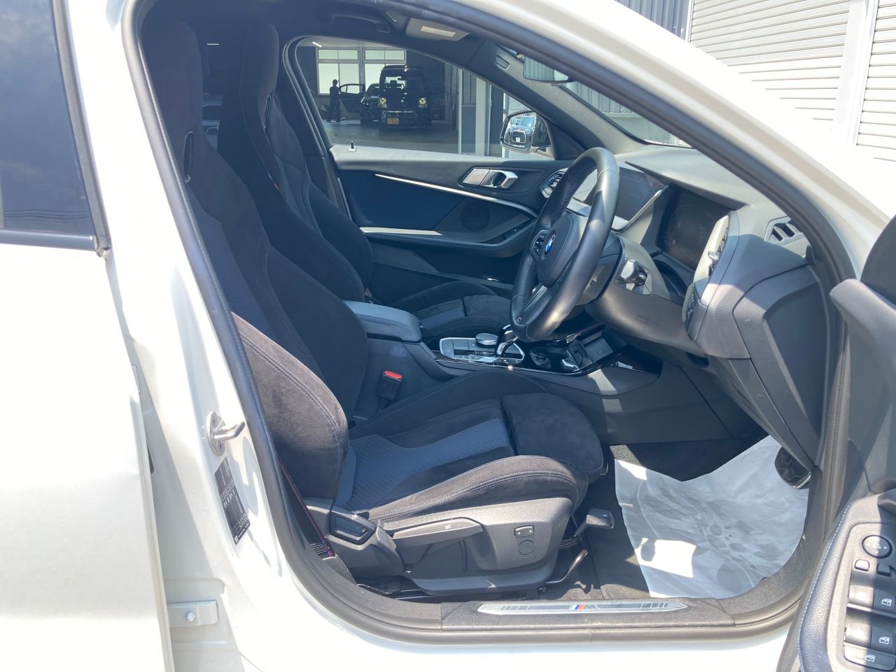 F40 118d Sports Hatch 5-door B47 2.0d