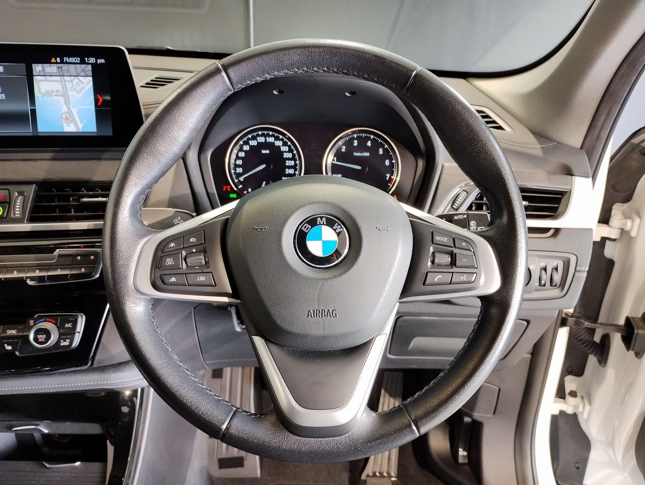 X1 sDrive18i RHD
