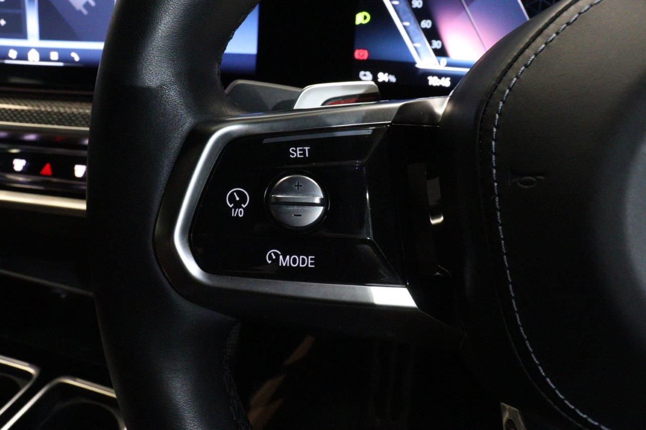 i7 xDrive60 Sedan RHD