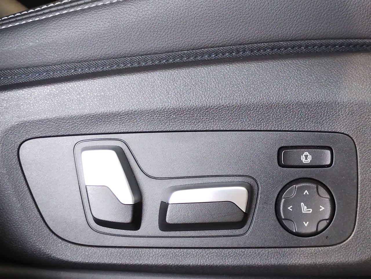 G01 X3 xDrive20d RHD ZA LCI