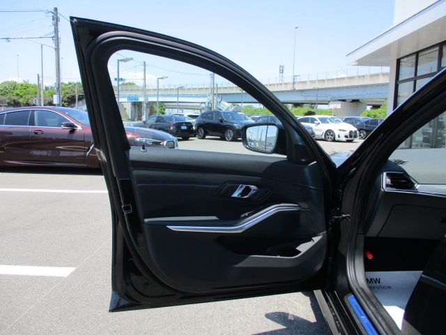 G21 320i Touring LCI RHD