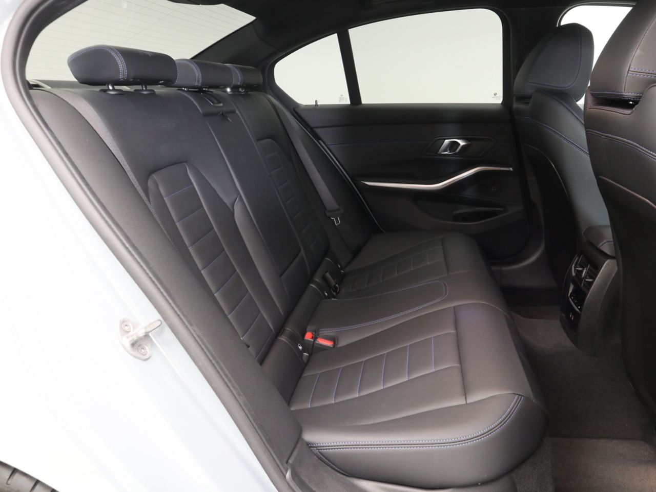 320d xDrive Berline RHD