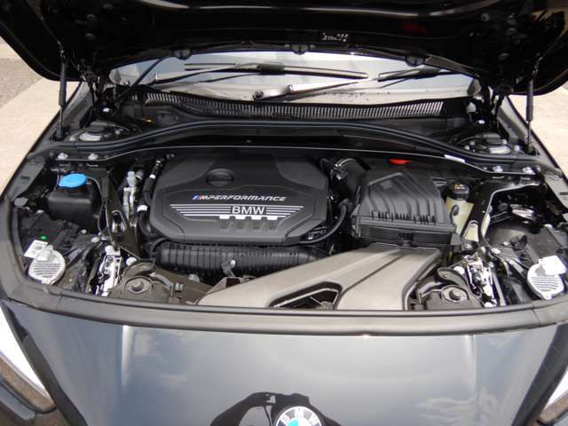 F4* **35i xDrive **** ***** B48 2.0i