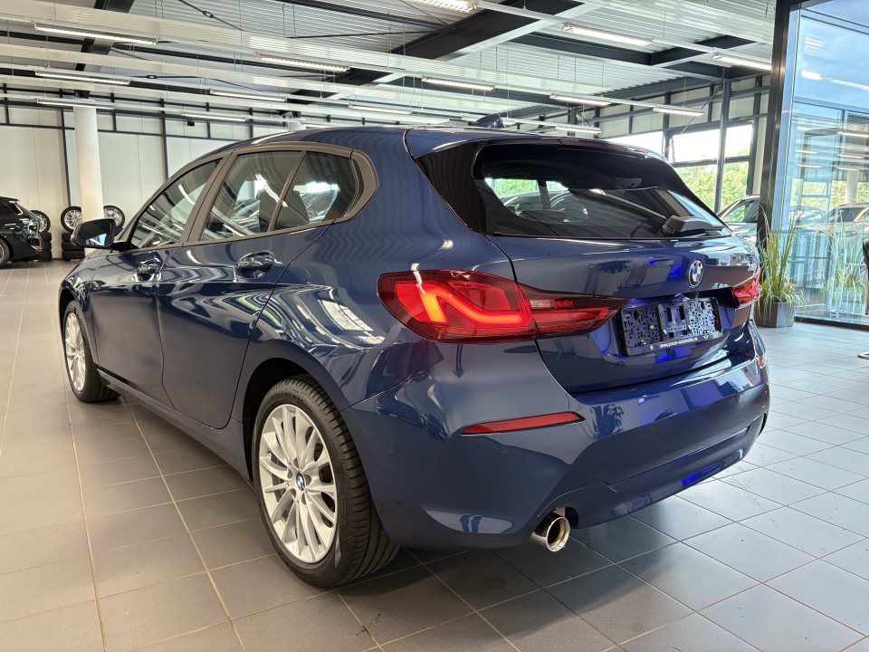 BMW 118
