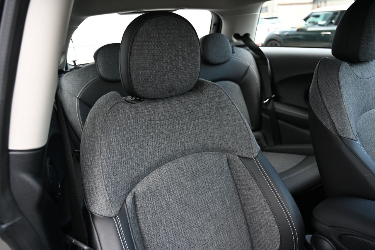 MINI Cooper F56 RHD