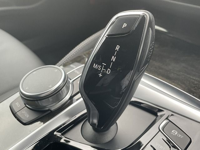 530I