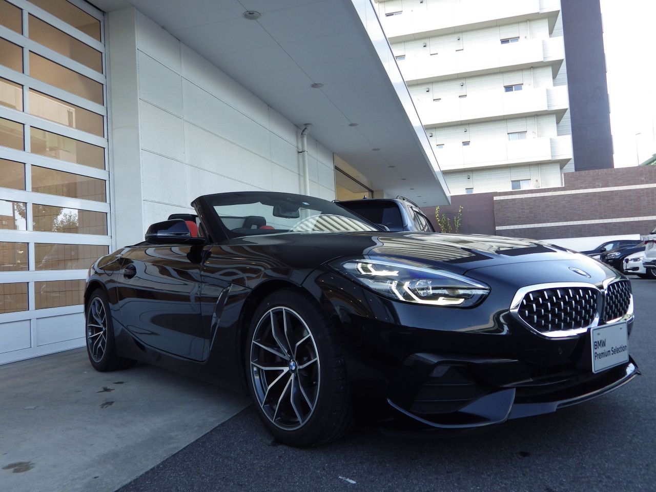 G29 z4 sDrive20i RHD