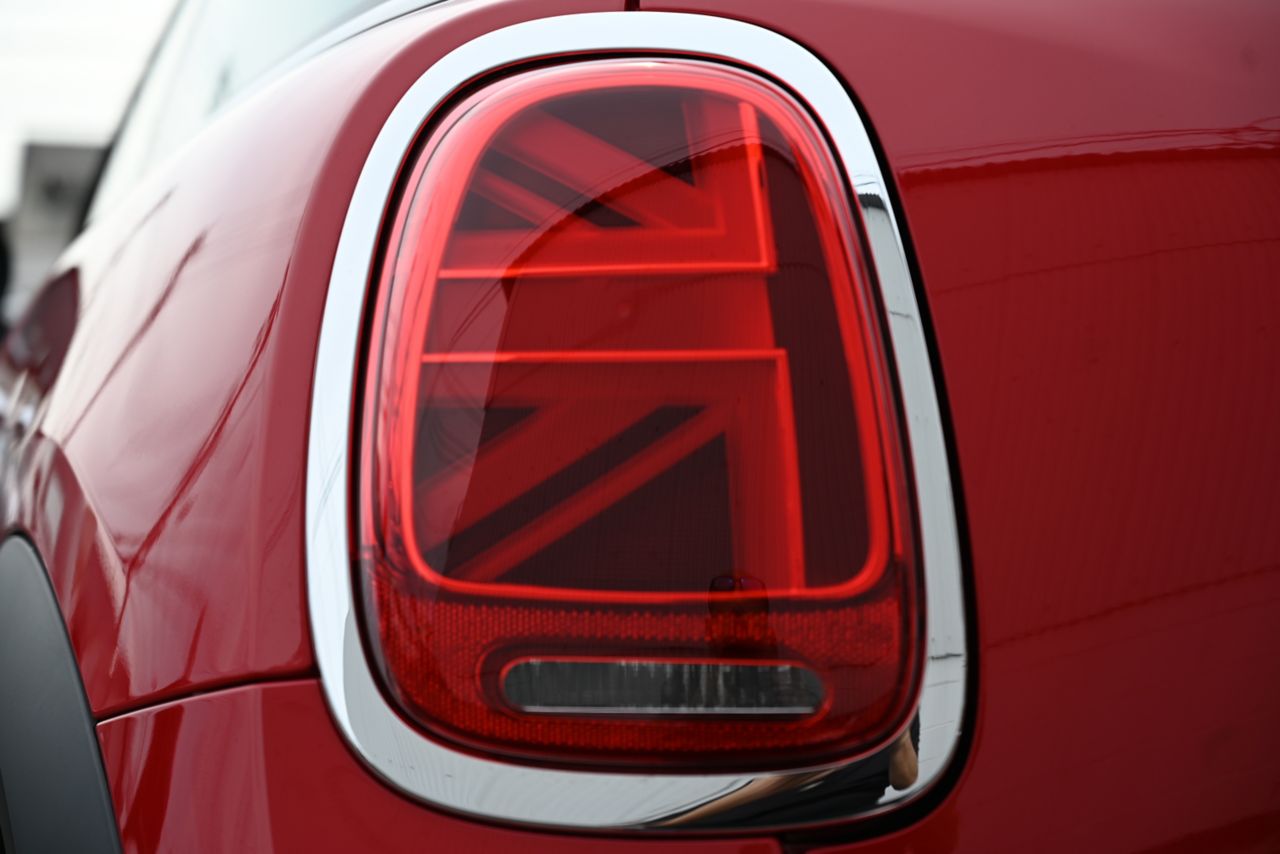 MINI Cooper F56 RHD