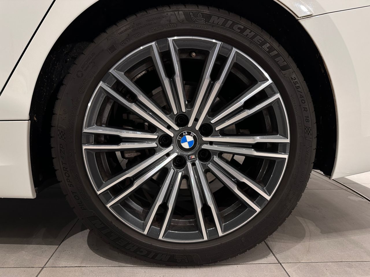 G21 320i RHD