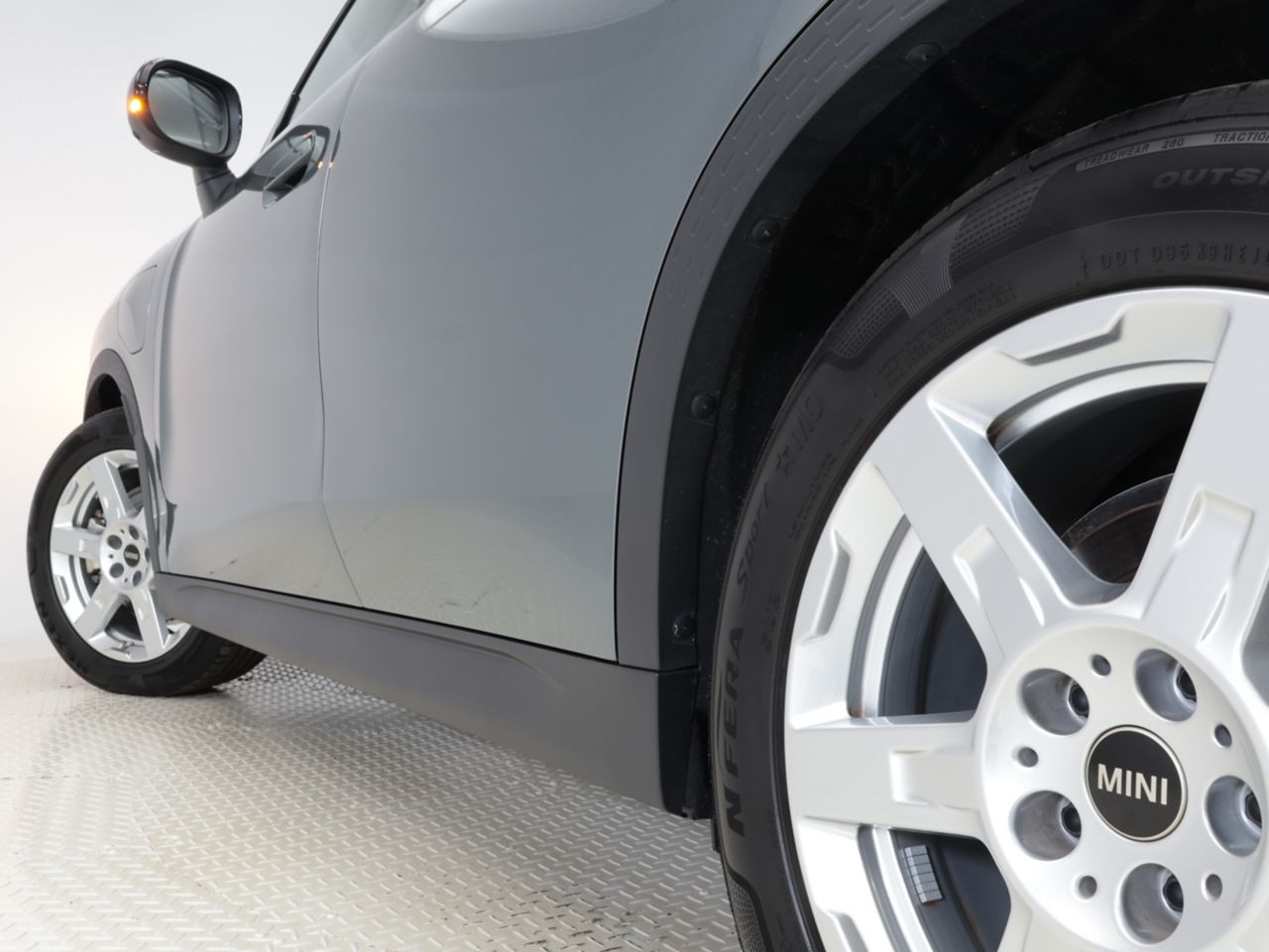 U25 MINI Countryman SE ALL4