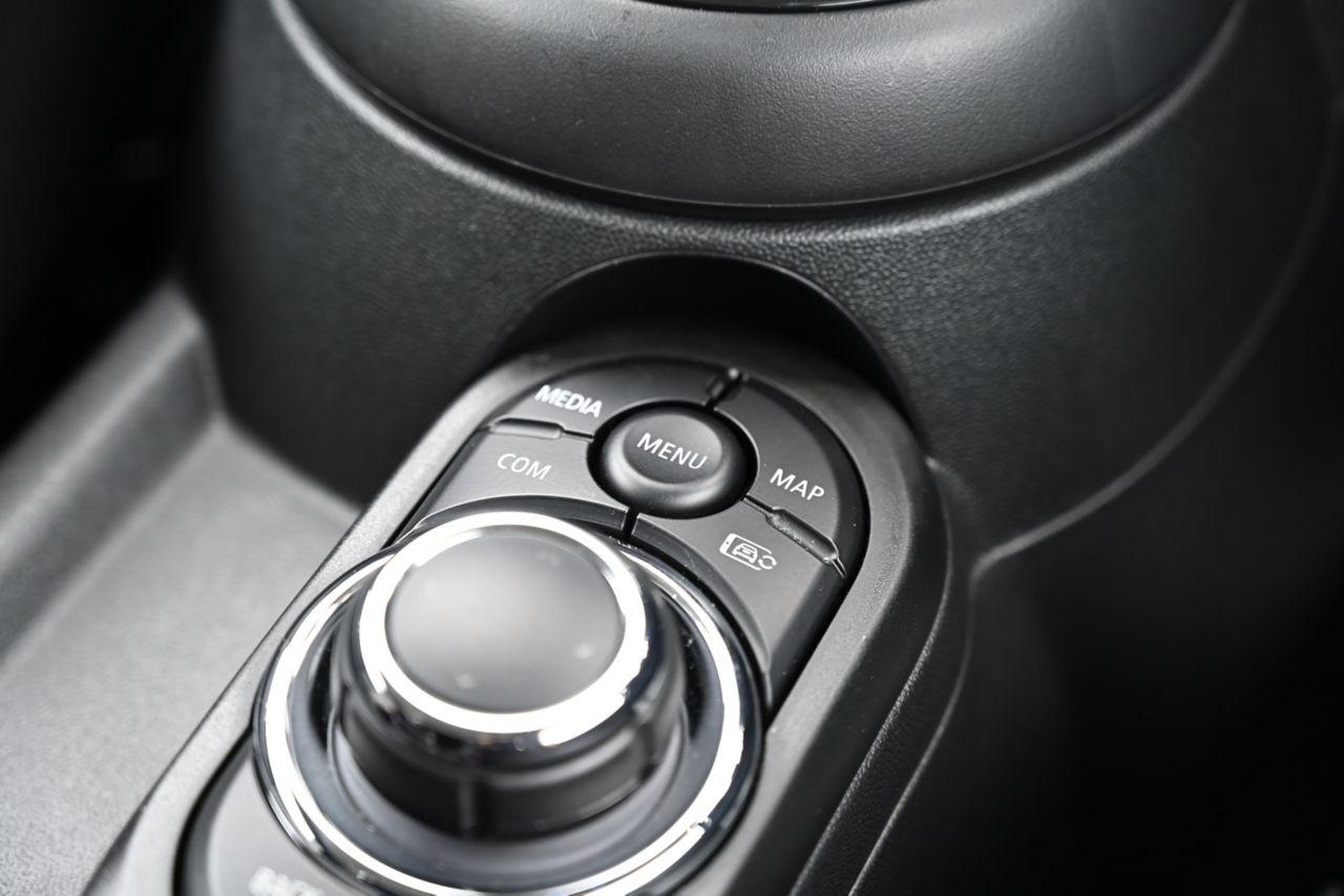 MINI Cooper F56 RHD
