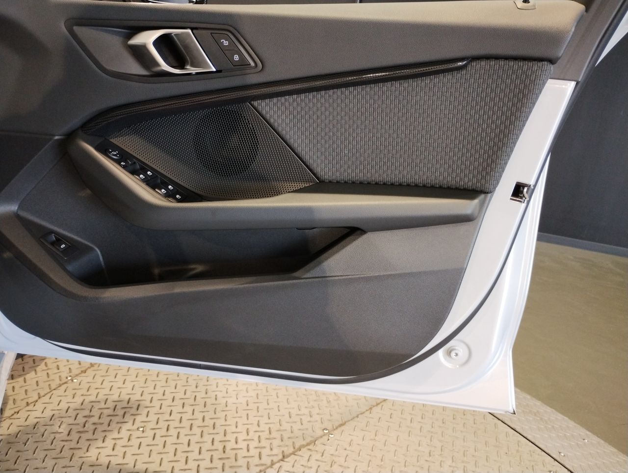 F40 118d Sports Hatch 5-door B47 2.0d