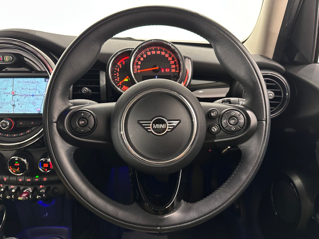 F55 COOPER D (AT)