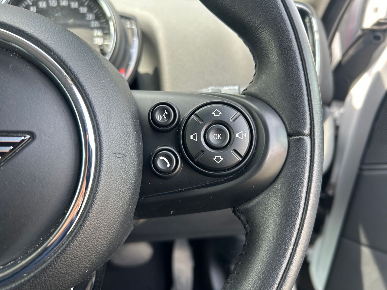 MINI CROSSOVER COOPER D