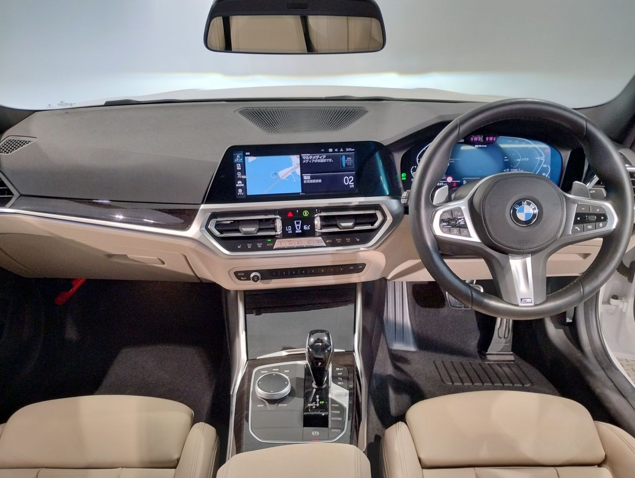 G20 330e Saloon RHD