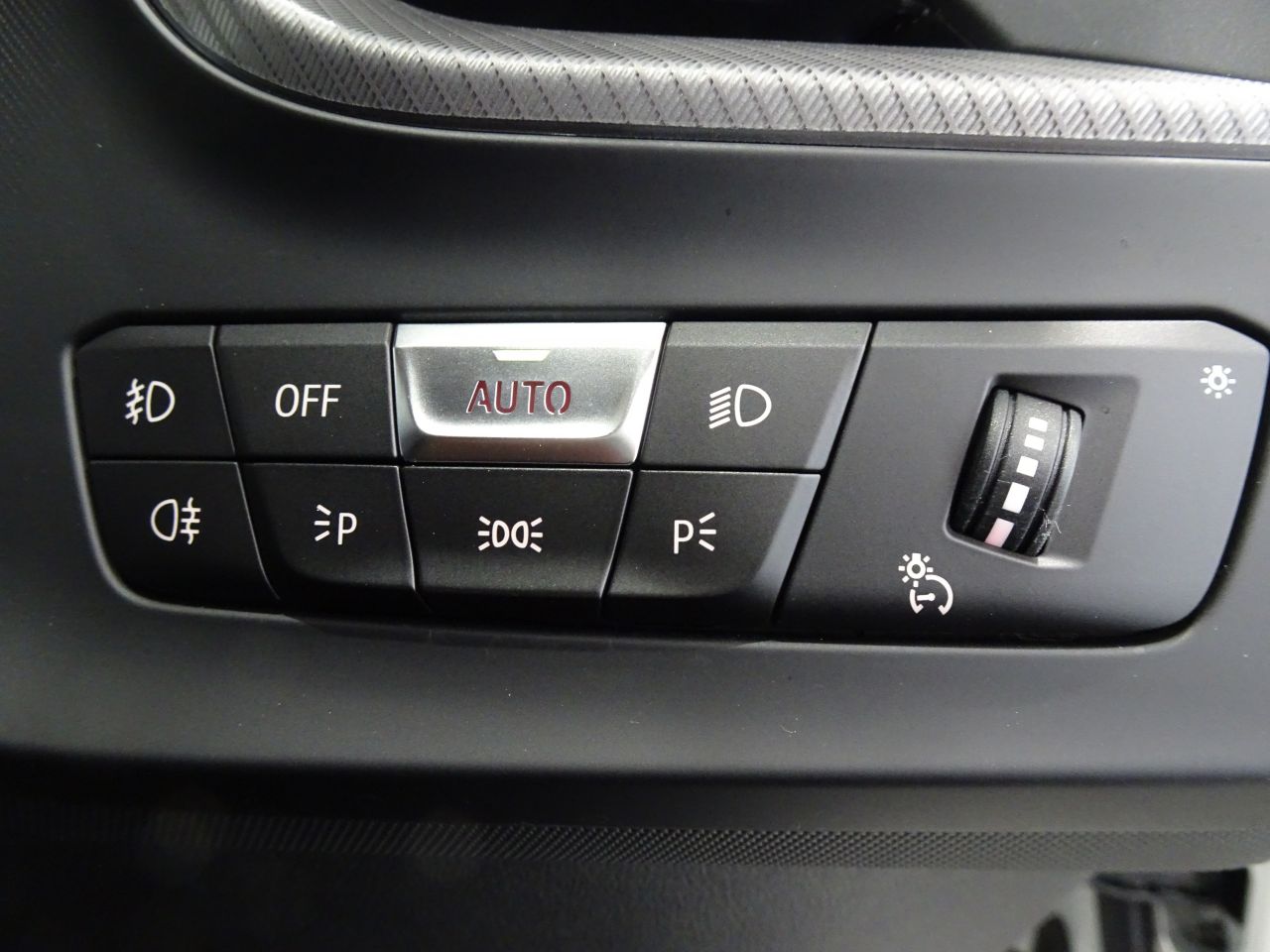 F40 118d Sports Hatch 5-door B47 2.0d