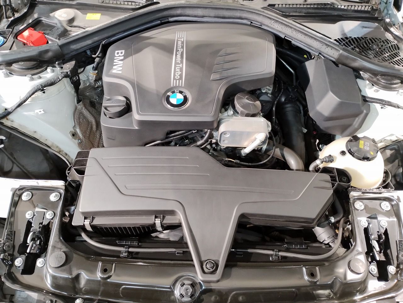 320I GRANTURISMO RHD