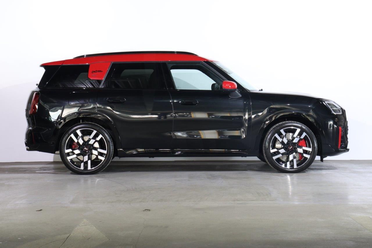 U25 MINI John Cooper Works Countryman ALL4