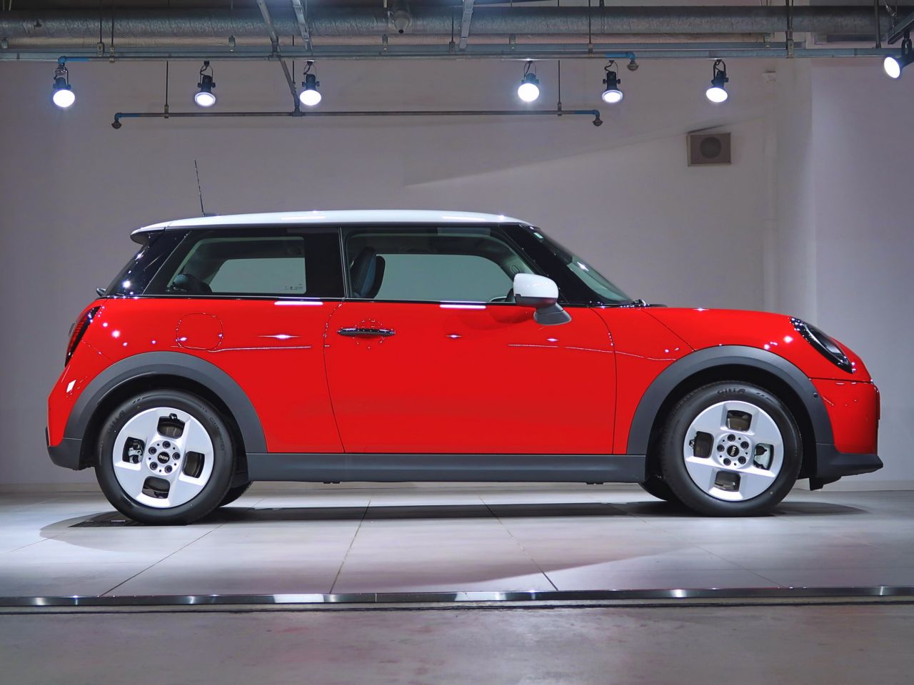 F66 MINI Cooper C 3Dr
