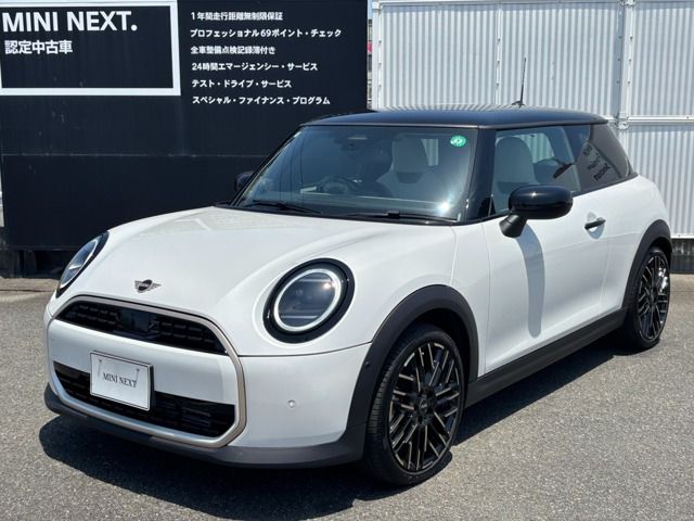 THE NEW MINI COOPER (3 DOOR) C