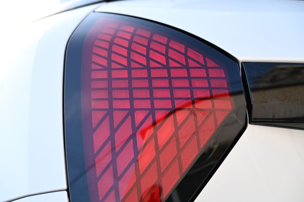 J01 MINI Cooper E