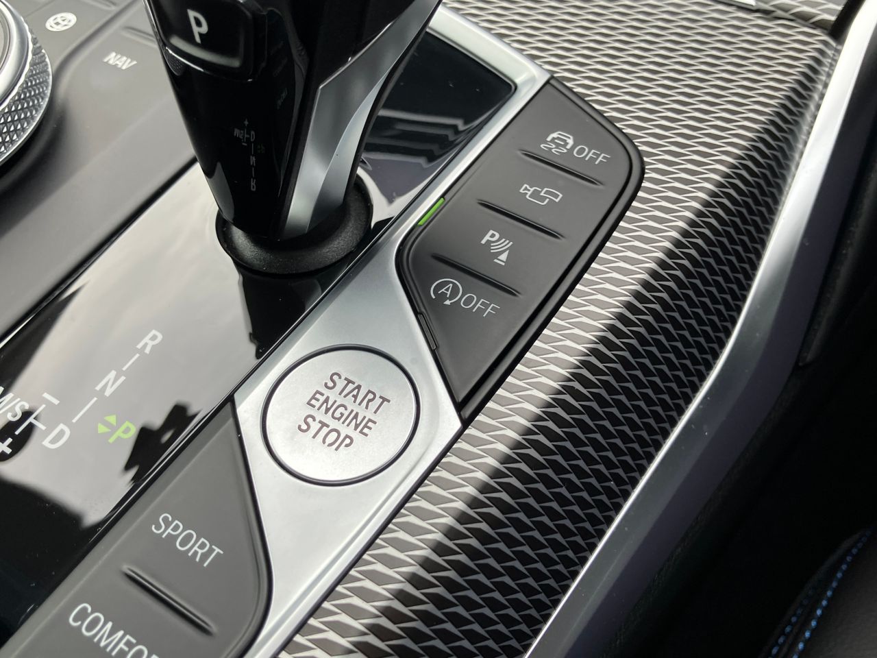 G20 318i Saloon RHD MX