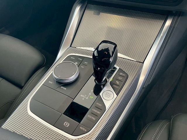 G26 420d xDrive Gran Coupe RHD