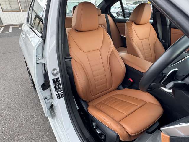 G20 320d xDrive RHD Saloon