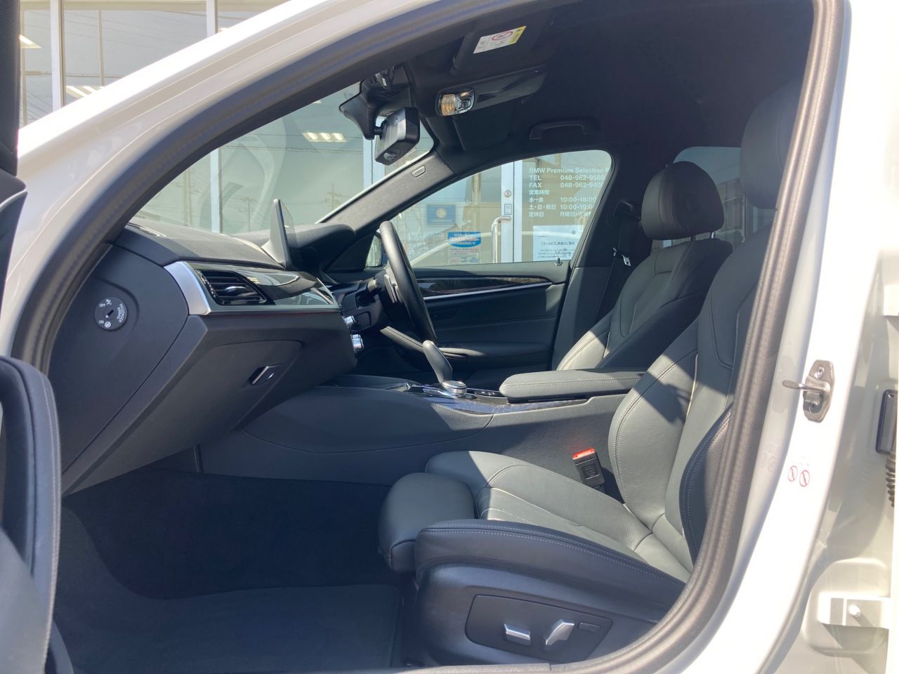 520i Sedan RHD