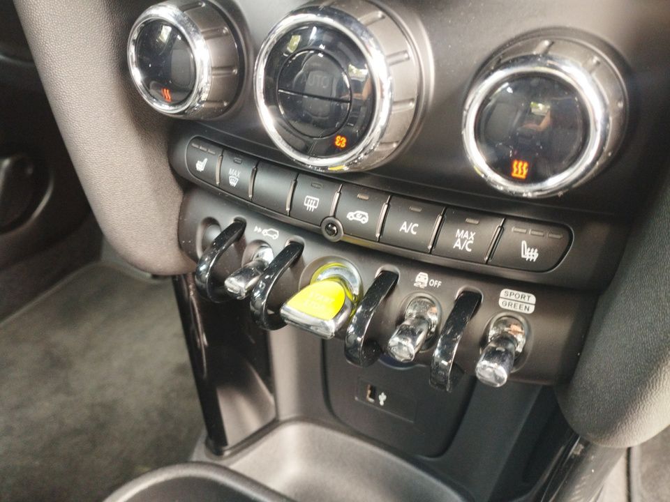MINI Cooper SE