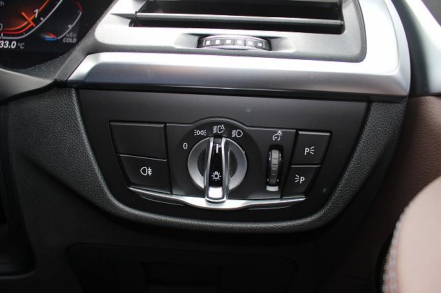 G01 X3 xDrive20d RHD ZA LCI