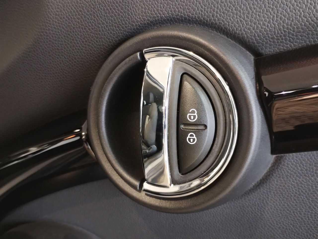 F56 MINI COOPER S