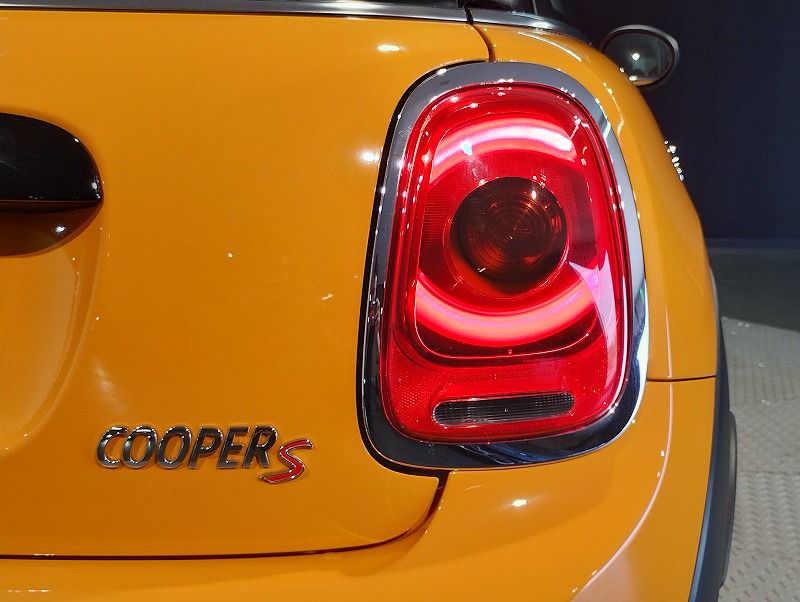 F56 MINI COOPER S