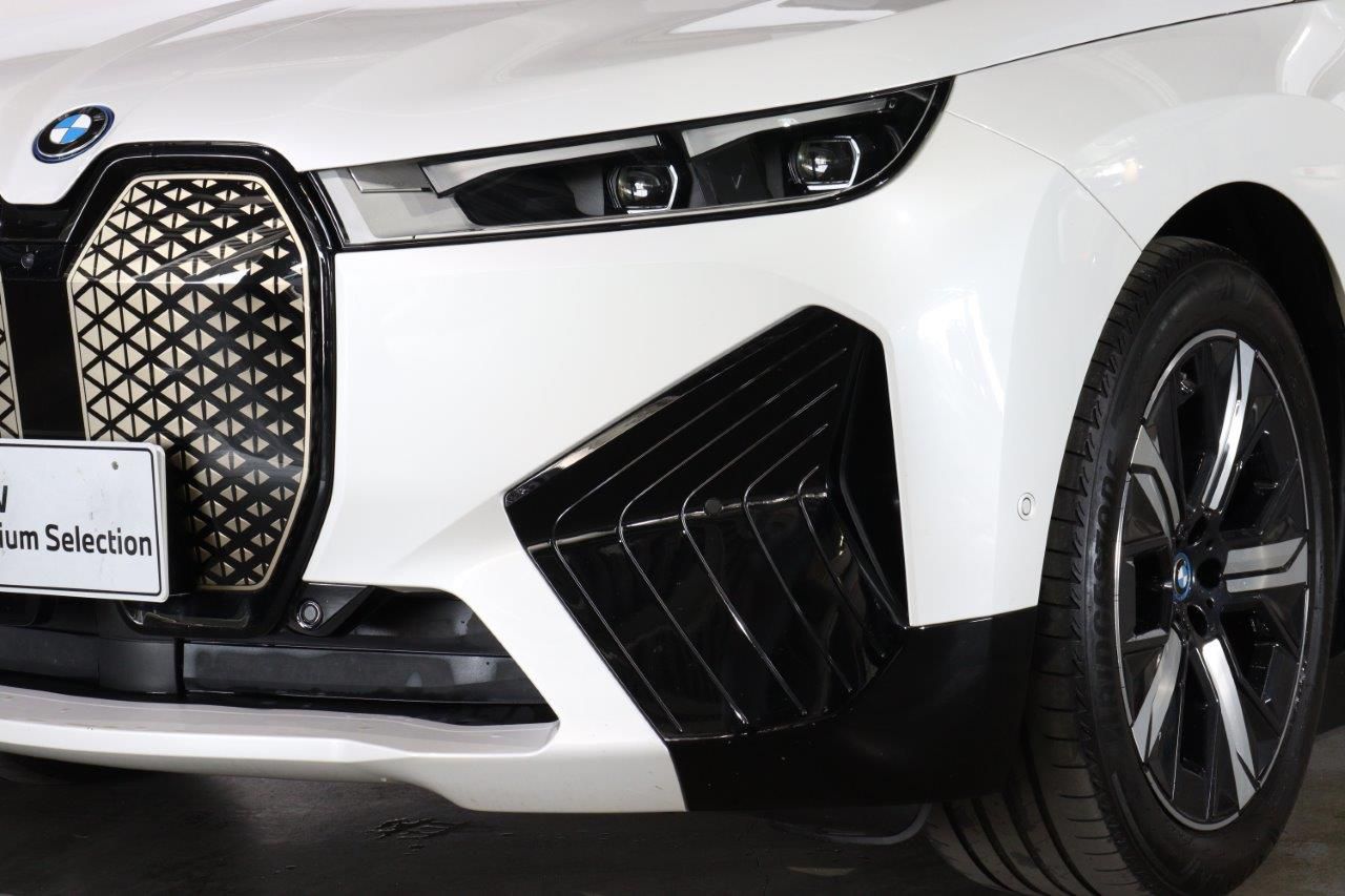 i20 iX xDrive50