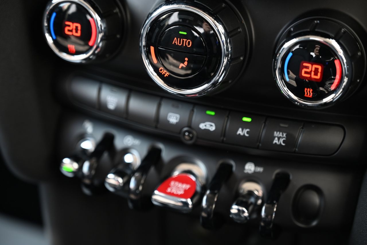 F55 MINI Cooper 5-Door Hatch LCI