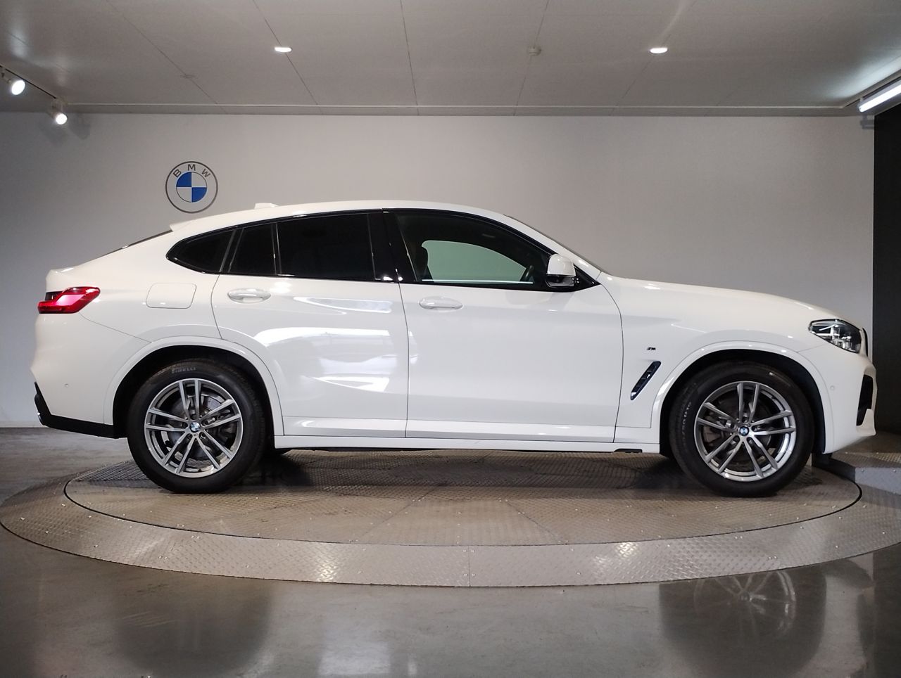 X4 xDrive20d RHD