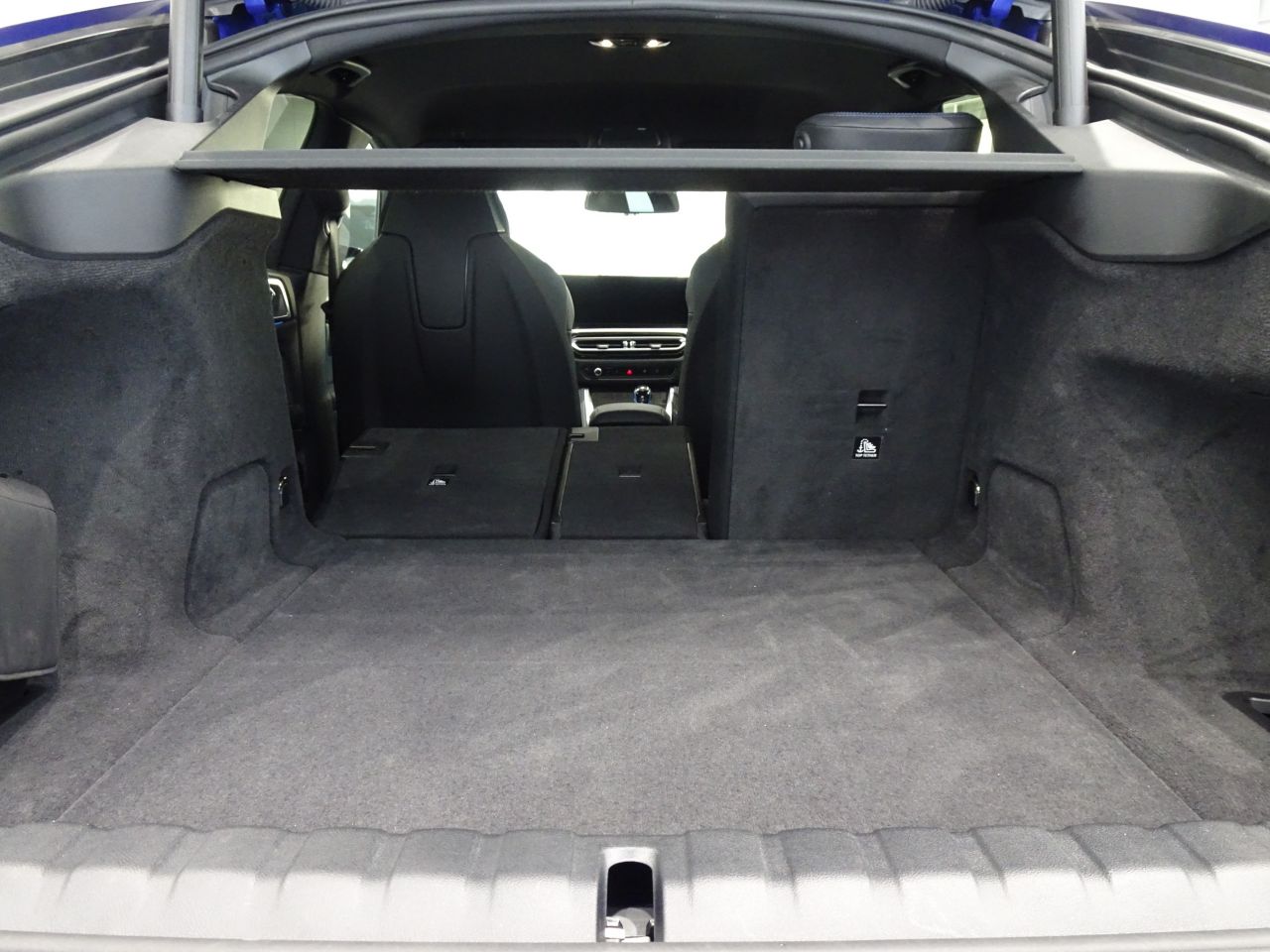 G26 i4 M50 RHD