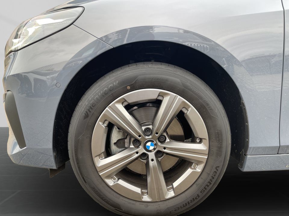 BMW 216