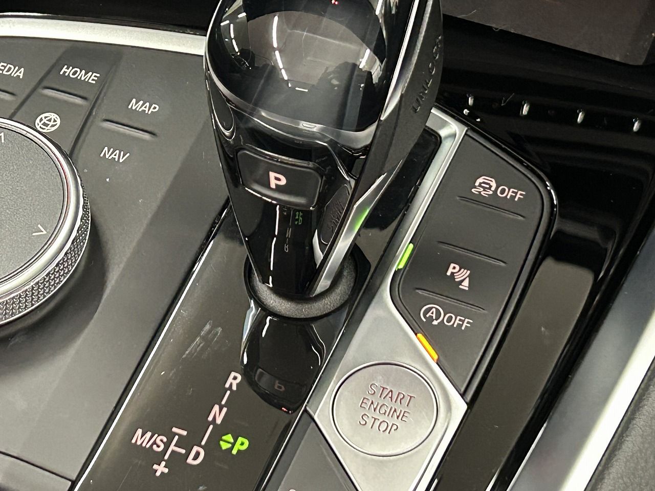 G29 z4 sDrive20i RHD