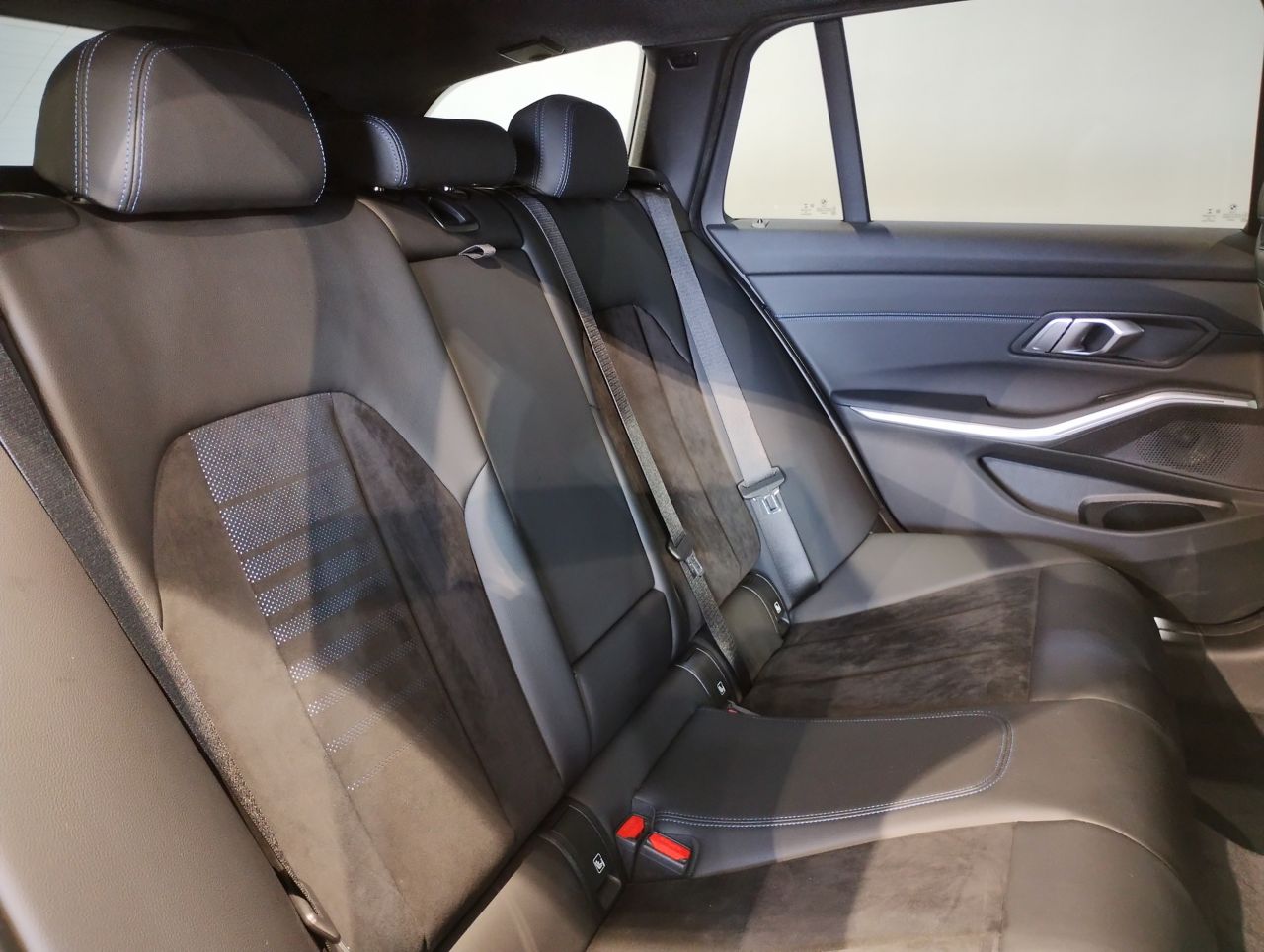 G21 318i Touring