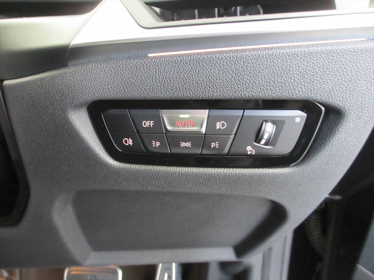 G21 320i Touring LCI RHD