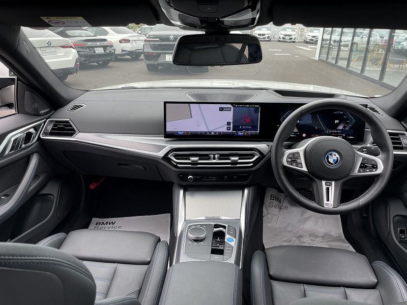 G26 i4 M50 RHD