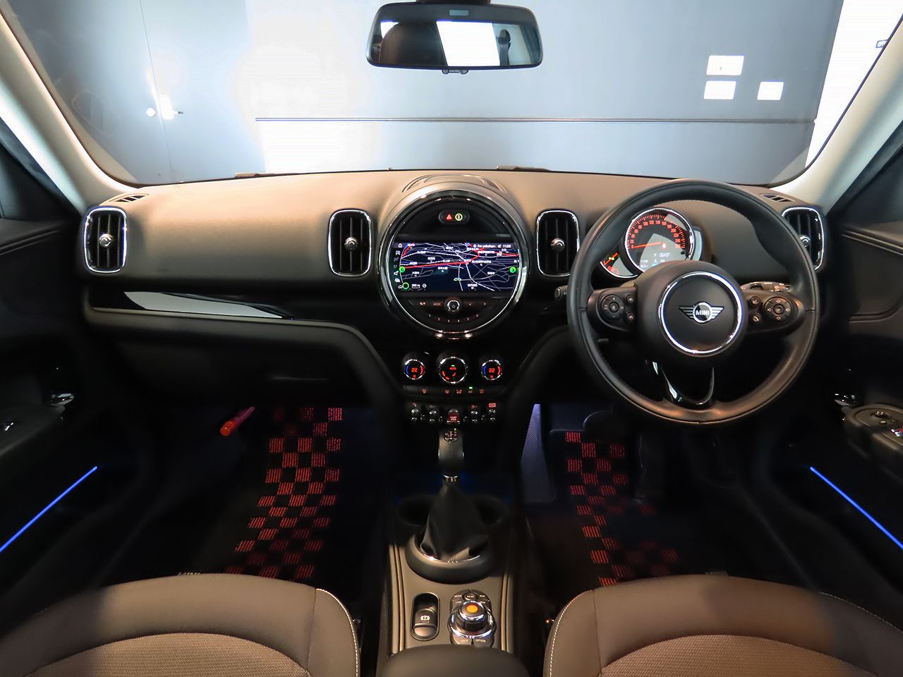 MINI CROSSOVER COOPER D