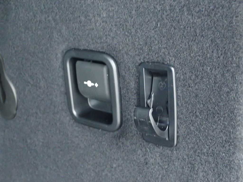 X3 20D