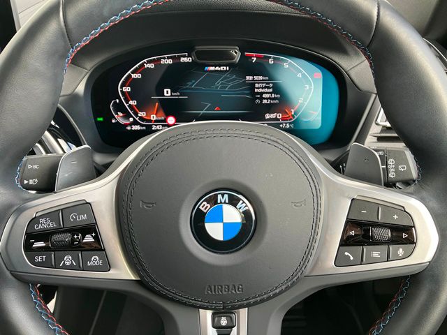 G01 X3 M40i RHD LCI ZA