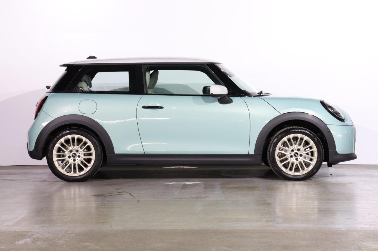 F66 MINI Cooper C 3Dr